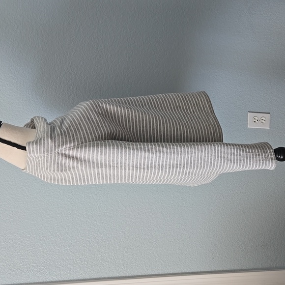 STANDARD JAMES PERSE Striped Boatneck Top Pullover Gray White Sz Large 3 Cotton - Picture 6 of 12